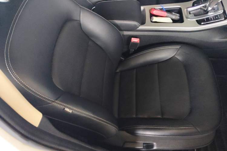 Used Geely Auto Emgrand GL 2017 1.3T DCT Elite Model Right Front Seat
