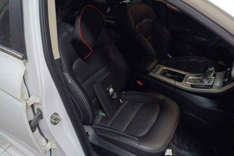 Used Geely Auto Emgrand GL 2017 1.8L DCT Elite Model Right Front Seat