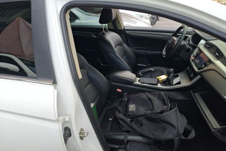 Used Geely Auto Emgrand GL 2017 1.3T Manual Elite Model Right Front Seat