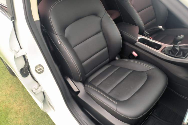 Used Geely Auto Emgrand GL 2017 1.8L Manual Elite Model Right Front Seat