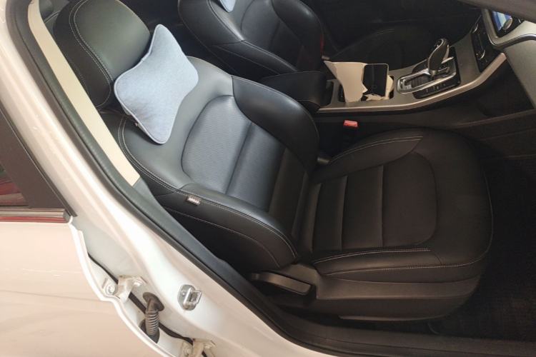 Used Geely Auto Emgrand GL 2017 1.3T DCT Elite Model Right Front Seat