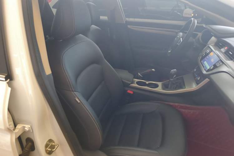 Used Geely Auto Emgrand GL 2017 1.3T Manual Elite Model Right Front Seat