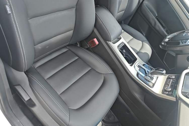 Used Geely Auto Emgrand GL 2017 1.3T DCT Elite Model Right Front Seat
