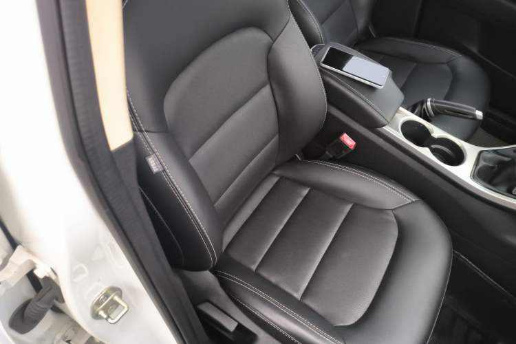 Used Geely Auto Emgrand GL 2017 1.3T Manual Elite Model Right Front Seat