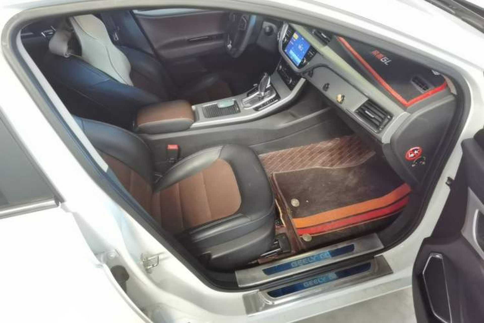 Used Geely Auto Emgrand GL 2017 1.3T DCT Luxury Model Right Front Seat