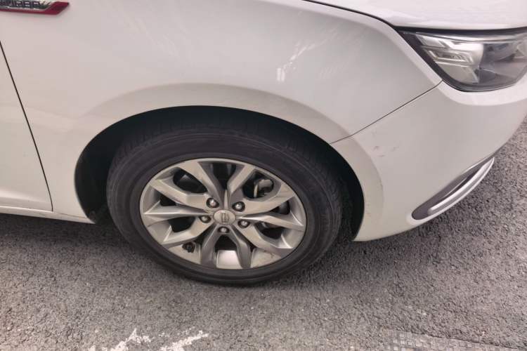 Used Geely Auto Emgrand GL 2017 1.3T DCT Elite Model Right Front Wheel Hub