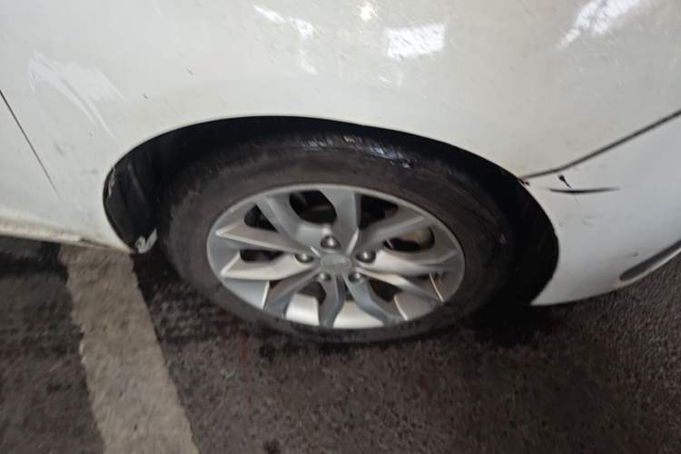 Used Geely Auto Emgrand GL 2017 1.8L DCT Elite Model Right Front Wheel Hub