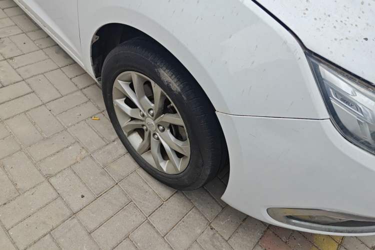 Used Geely Auto Emgrand GL 2017 1.8L Manual Elite Model Right Front Wheel Hub