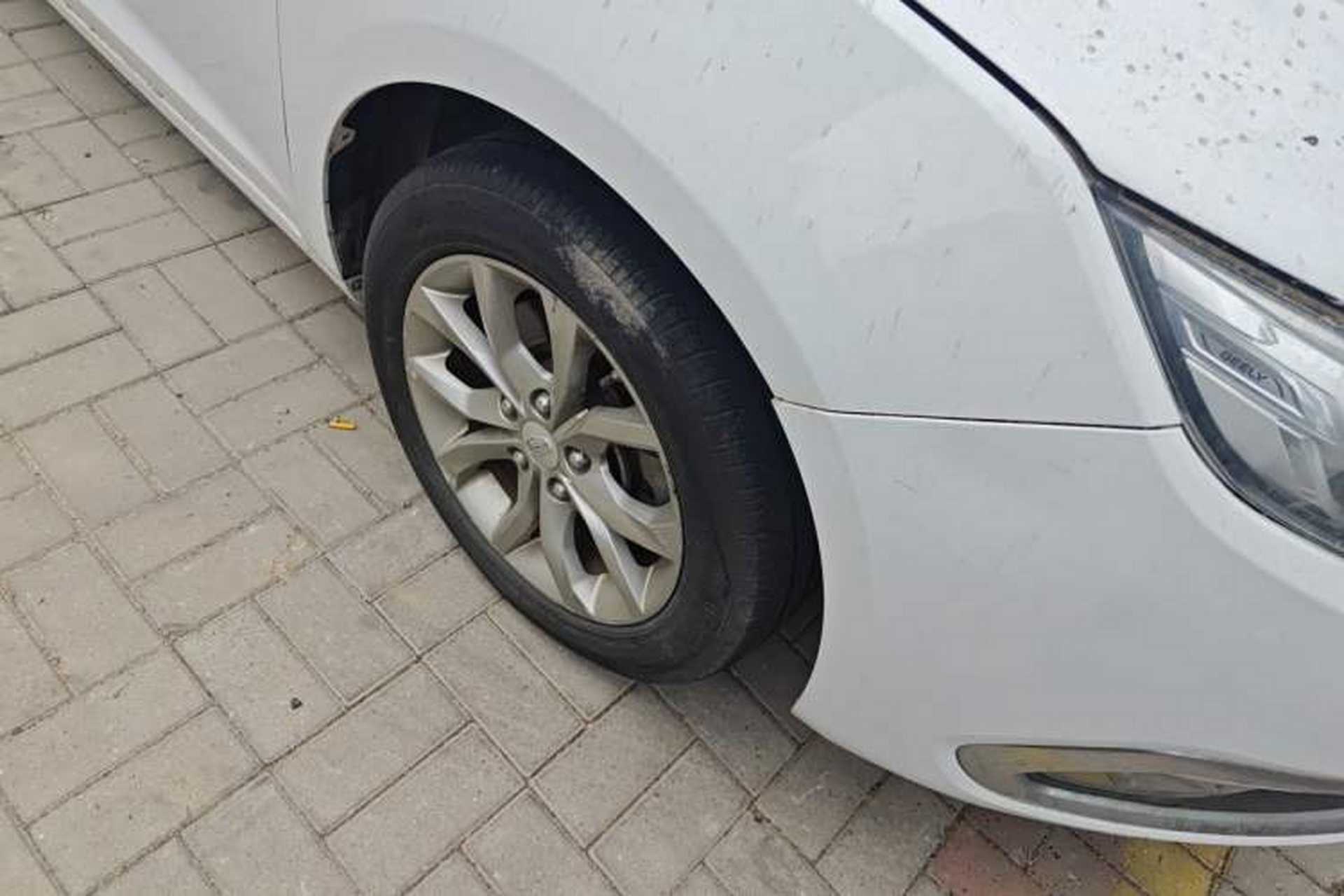 Used Geely Auto Emgrand GL 2017 1.8L Manual Elite Model Right Front Wheel Hub