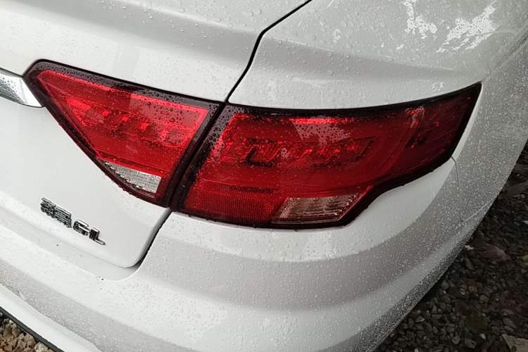 Used Geely Auto Emgrand GL 2017 1.8L Manual Elite Model Right Rear Taillight