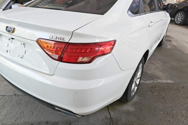 Used Geely Auto Emgrand GL 2017 1.8L DCT Elite Model Right Rear Taillight