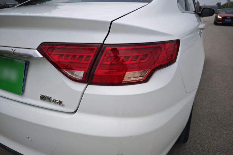 Used Geely Auto Emgrand GL 2017 1.8L DCT Elite Model Right Rear Taillight