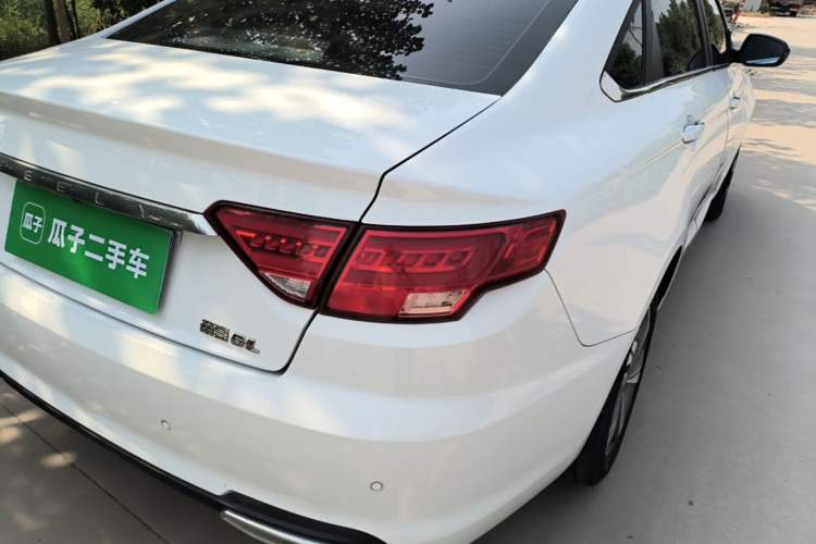 Used Geely Auto Emgrand GL 2017 1.8L DCT Elite Model Right Rear Taillight
