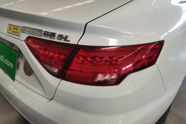 Used Geely Auto Emgrand GL 2017 1.3T DCT Luxury Model Right Rear Taillight