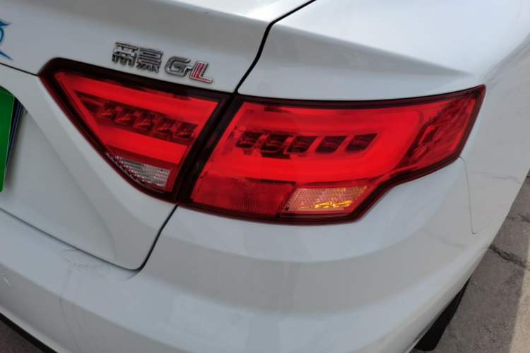 Used Geely Auto Emgrand GL 2017 1.8L Manual Elite Model Right Rear Taillight