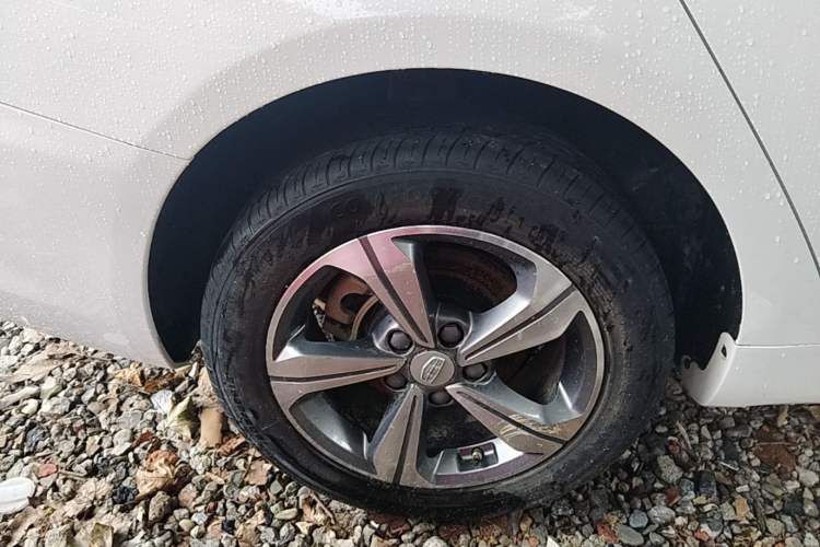Used Geely Auto Emgrand GL 2017 1.8L Manual Elite Model Right Rear Wheel Hub