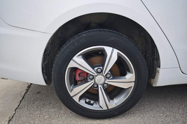 Used Geely Auto Emgrand GL 2017 1.8L DCT Elite Model Right Rear Wheel Hub