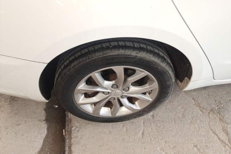 Used Geely Auto Emgrand GL 2017 1.3T DCT Elite Model Right Rear Wheel Hub