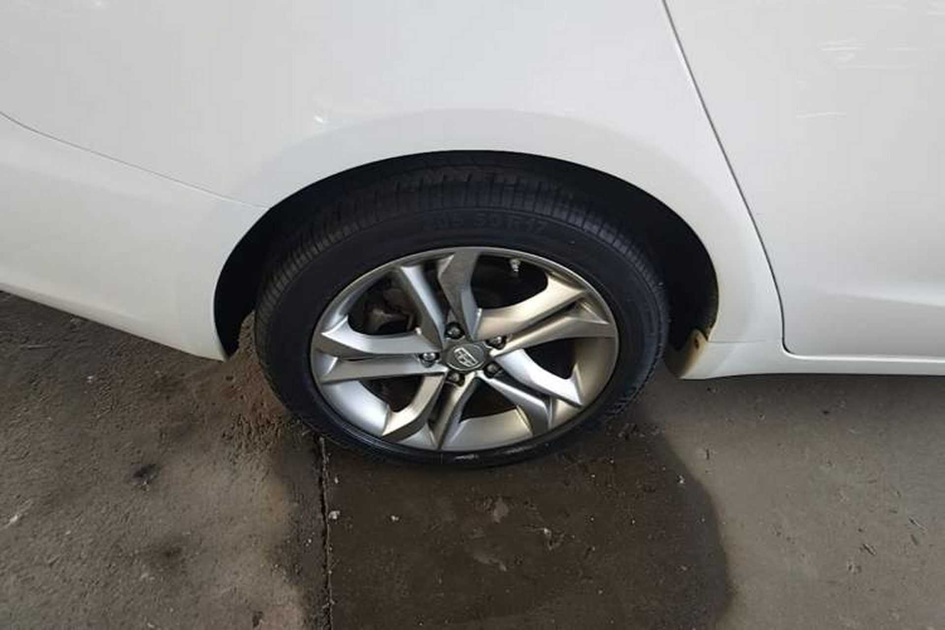 Used Geely Auto Emgrand GL 2017 1.3T DCT Luxury Model Right Rear Wheel Hub
