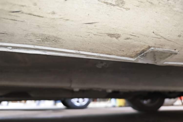 Used Geely Auto Emgrand GL 2017 1.8L DCT Elite Model Right Side Sill