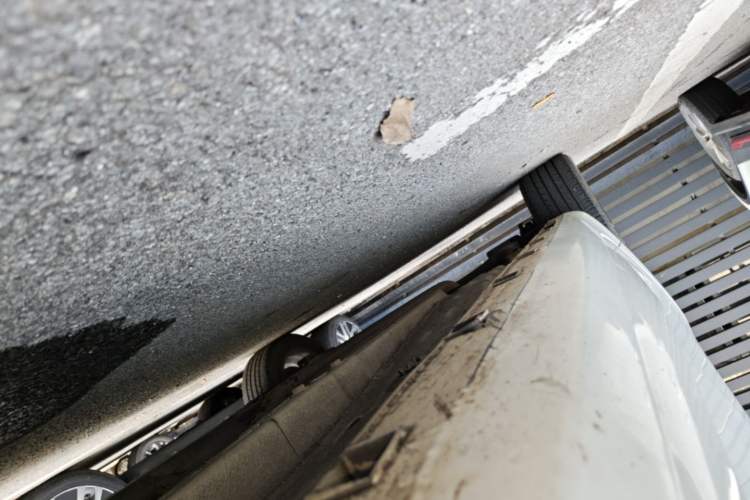 Used Geely Auto Emgrand GL 2017 1.3T Manual Elite Model Right Side Sill