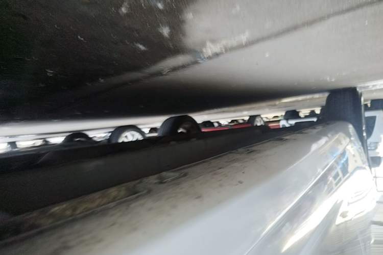 Used Geely Auto Emgrand GL 2017 1.3T DCT Luxury Model Right Side Sill