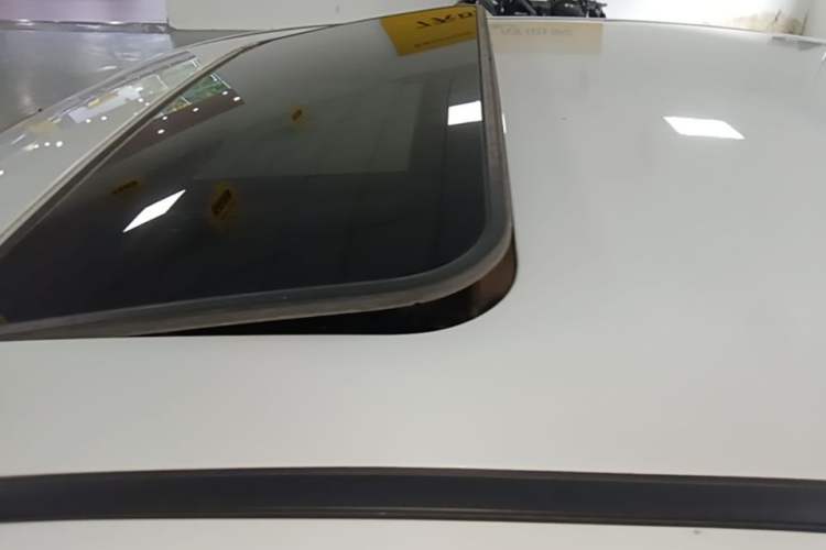 Used Geely Auto Emgrand GL 2017 1.3T DCT Elite Model Roof