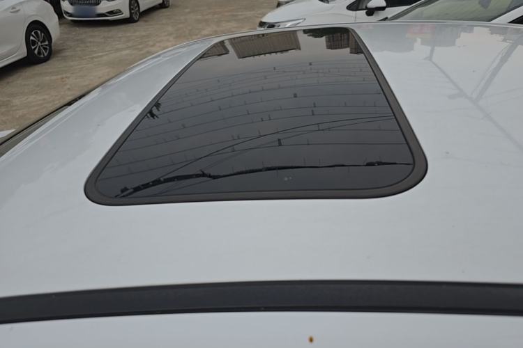 Used Geely Auto Emgrand GL 2017 1.3T DCT Elite Model Roof