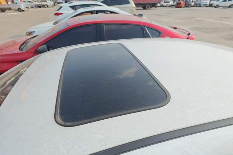 Used Geely Auto Emgrand GL 2017 1.3T DCT Elite Model Roof