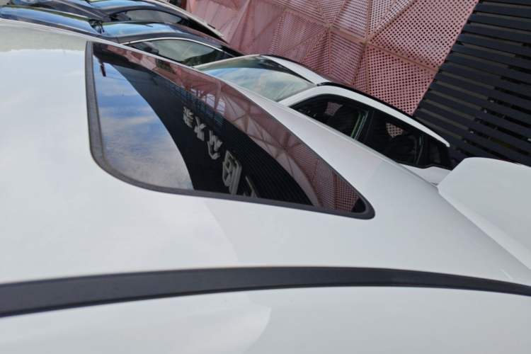 Used Geely Auto Emgrand GL 2017 1.3T Manual Elite Model Roof