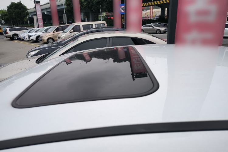 Used Geely Auto Emgrand GL 2017 1.3T Manual Elite Model Roof