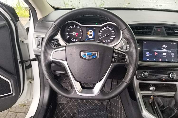 Used Geely Auto Emgrand GL 2017 1.8L Manual Elite Model Steering Wheel