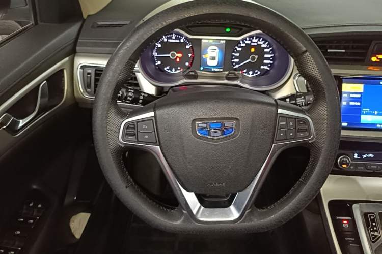 Used Geely Auto Emgrand GL 2017 1.8L DCT Elite Model Steering Wheel