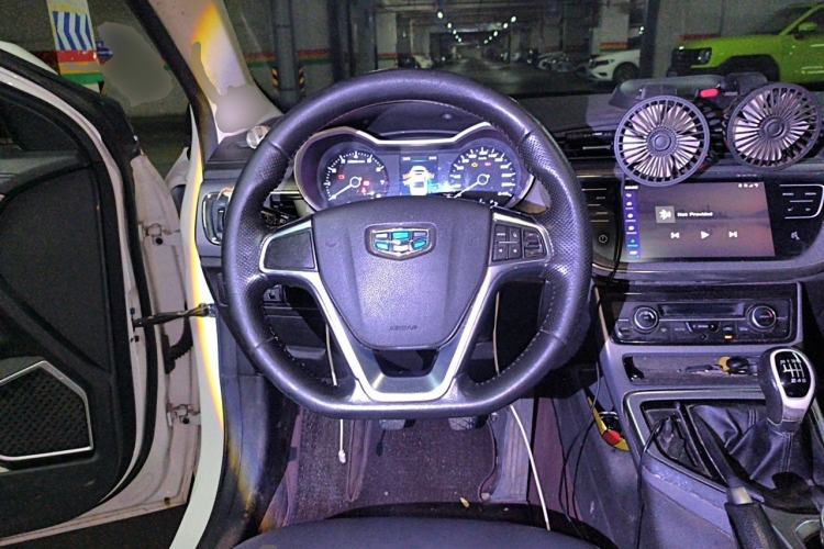 Used Geely Auto Emgrand GL 2017 1.8L Manual Elite Model Steering Wheel
