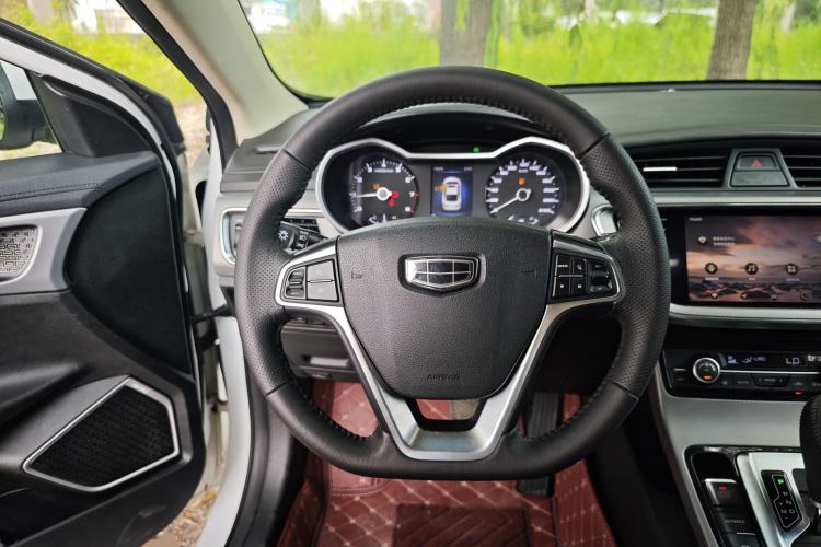 Used Geely Auto Emgrand GL 2017 1.8L DCT Elite Model Steering Wheel
