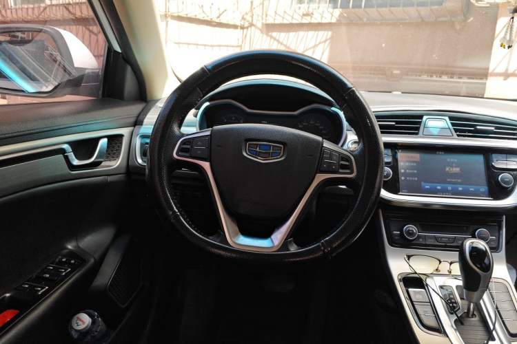Used Geely Auto Emgrand GL 2017 1.3T DCT Elite Model Steering Wheel