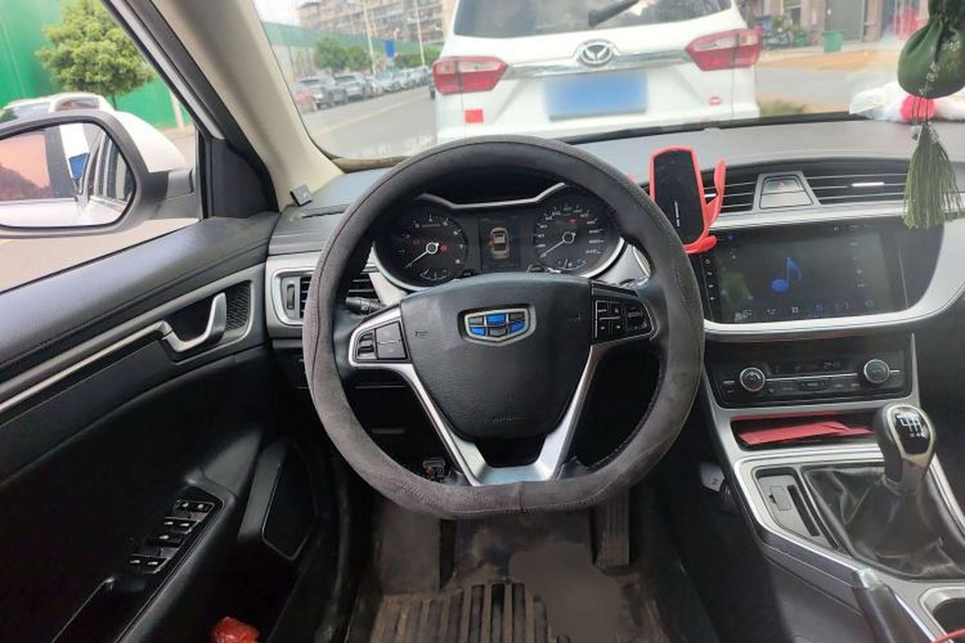 Used Geely Auto Emgrand GL 2017 1.8L Manual Elite Model Steering Wheel