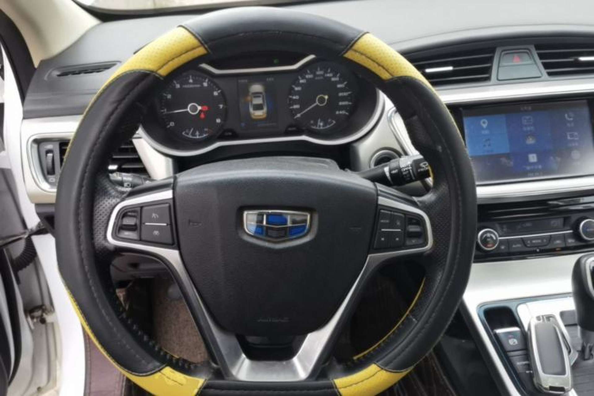 Used Geely Auto Emgrand GL 2017 1.3T DCT Elite Model Steering Wheel