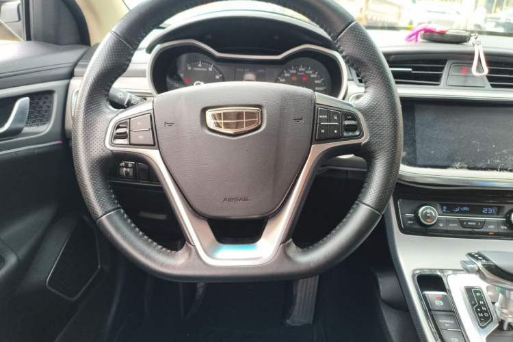 Used Geely Auto Emgrand GL 2017 1.8L DCT Elite Model Steering Wheel