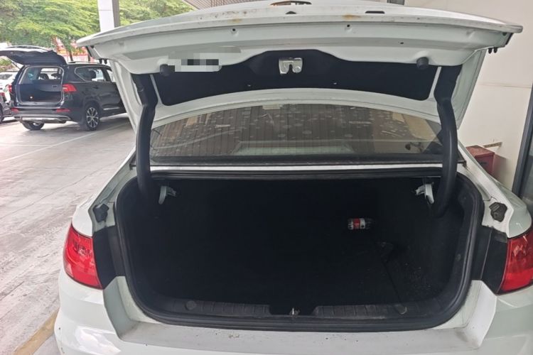 Used Geely Auto Emgrand GL 2017 1.8L Manual Elite Model Trunk