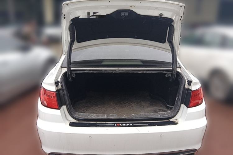Used Geely Auto Emgrand GL 2017 1.8L DCT Elite Model Trunk