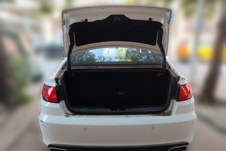 Used Geely Auto Emgrand GL 2017 1.3T DCT Elite Model Trunk