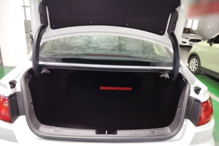 Used Geely Auto Emgrand GL 2017 1.8L DCT Elite Model Trunk