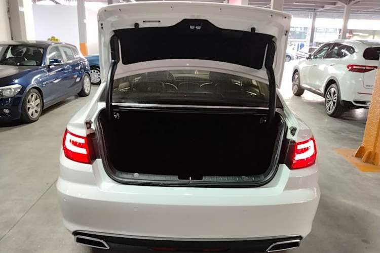 Used Geely Auto Emgrand GL 2017 1.3T DCT Luxury Model Trunk