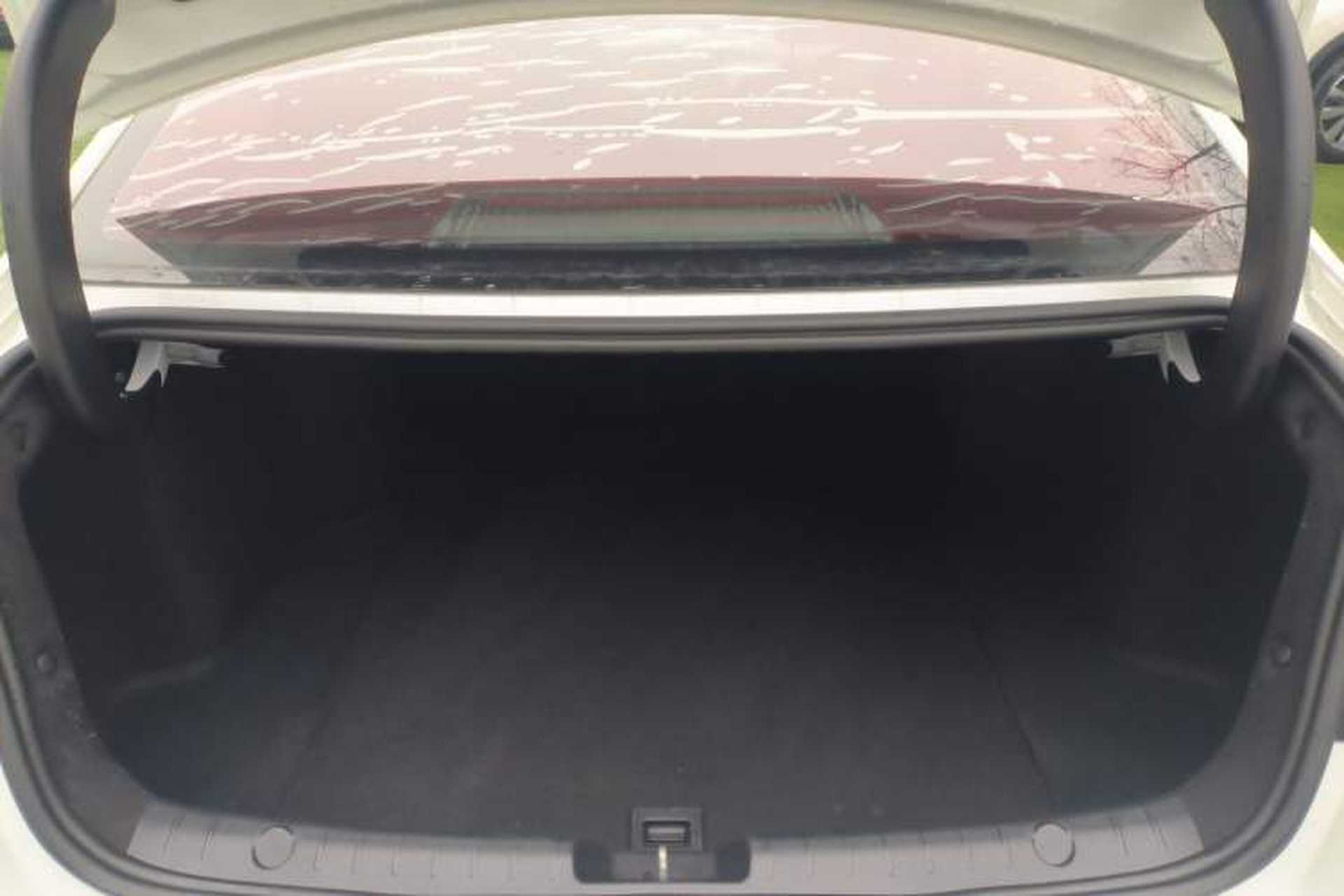 Used Geely Auto Emgrand GL 2017 1.8L Manual Elite Model Trunk
