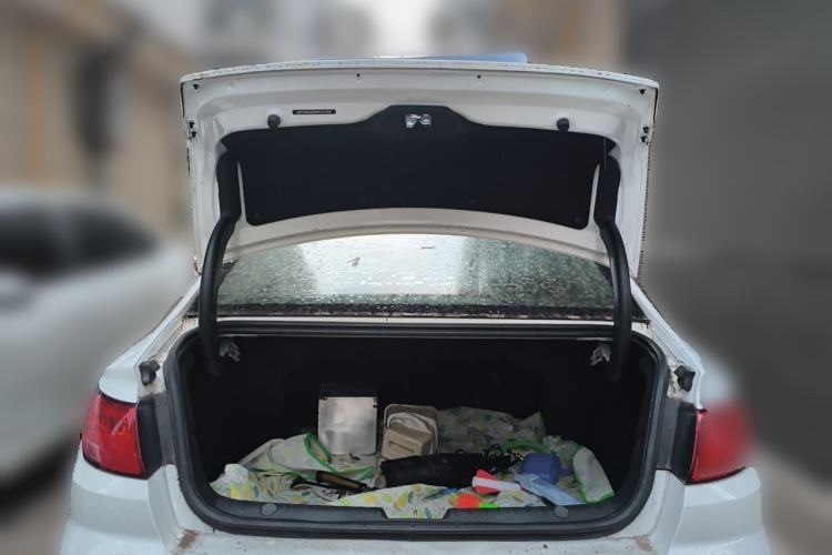 Used Geely Auto Emgrand GL 2017 1.8L DCT Elite Model Trunk