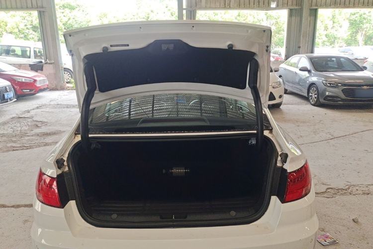 Used Geely Auto Emgrand GL 2017 1.3T DCT Elite Model Trunk