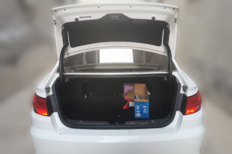 Used Geely Auto Emgrand GL 2017 1.8L Manual Elite Model Trunk