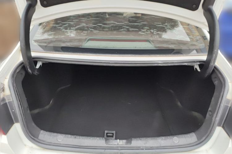 Used Geely Auto Emgrand GL 2017 1.3T DCT Elite Model Trunk