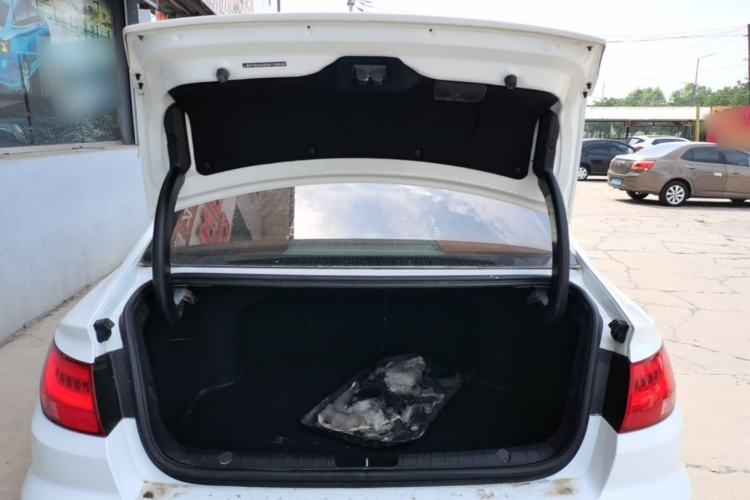 Used Geely Auto Emgrand GL 2017 1.8L Manual Elite Model Trunk